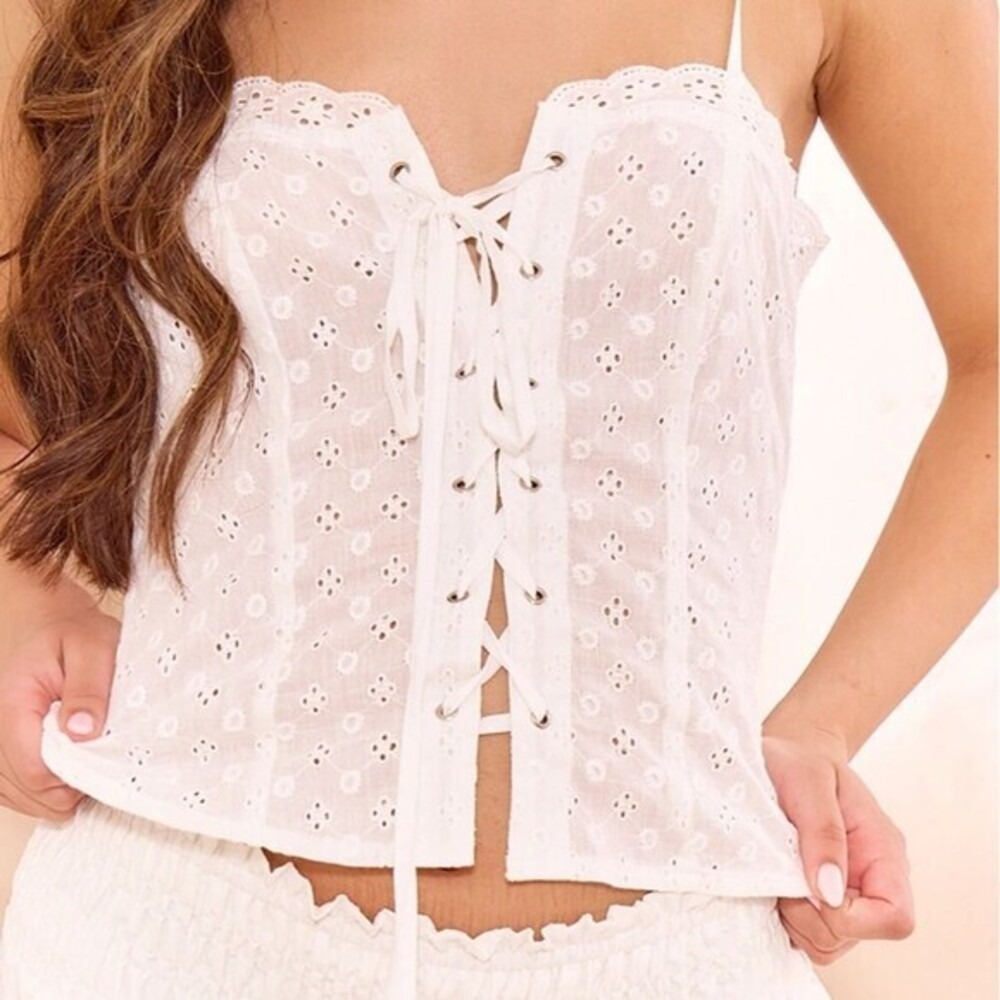 White Broderie Lace Up Front Cropped Top Size US 12 - UK 16
